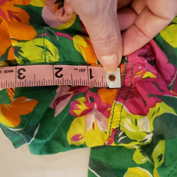 RALPH Lauren Sport Cotton Floral Print shorts, size 2 - Picture 7 of 7